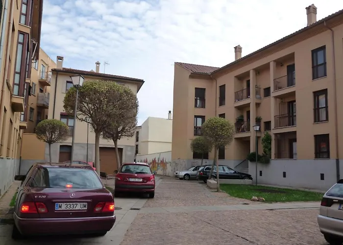 Apartamento Muy Acogedor , En El Casco Antiguo.